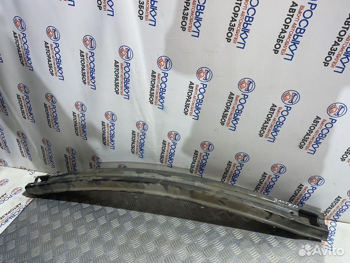 Усилитель бампера Renault Duster I (2010–2015)