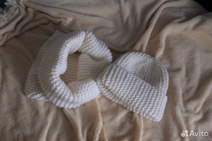 Женский комплект шапка и снуд