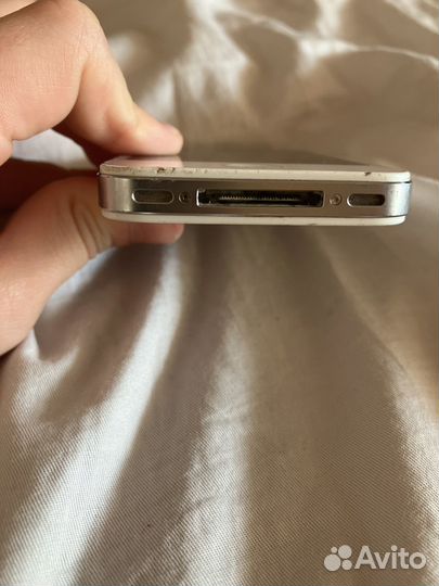 iPhone 4S, 8 ГБ