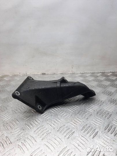 Кронштейн двигателя Bmw 5 E39 2.5 M54B25 2000