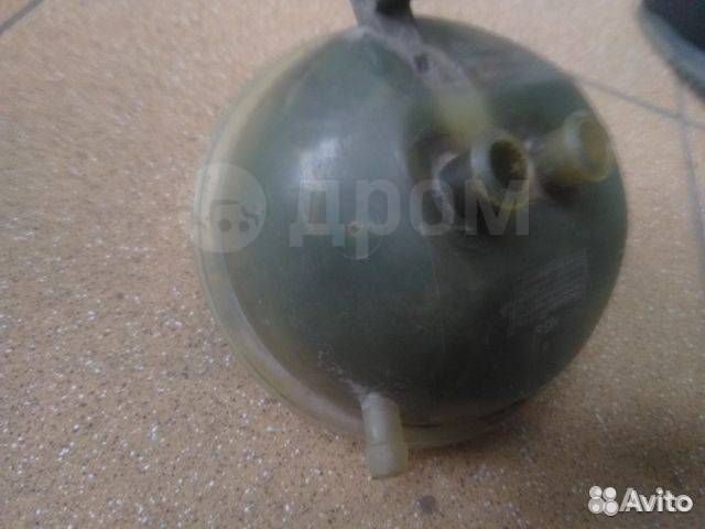 Бачок тормозного цилиндра Audi 80 B3