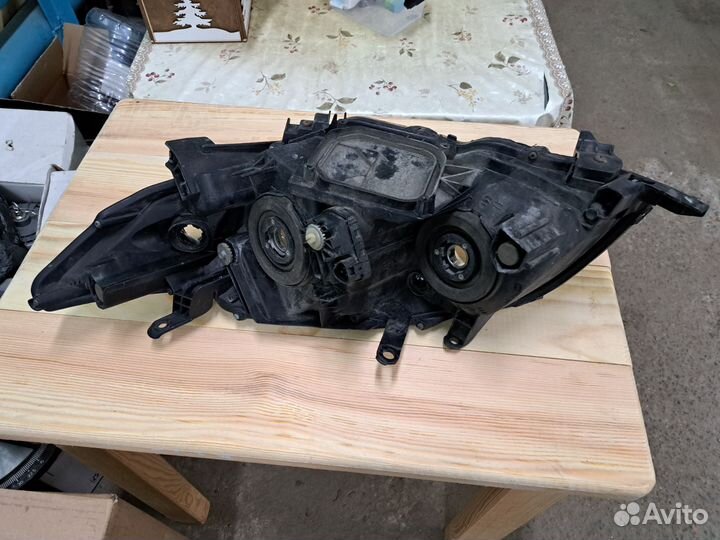 Фара передняя правая Тойота Королла 150