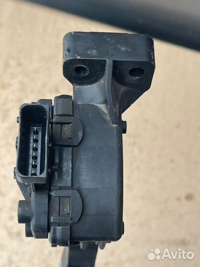 Педаль газа Opel Vectra C 2002-2008