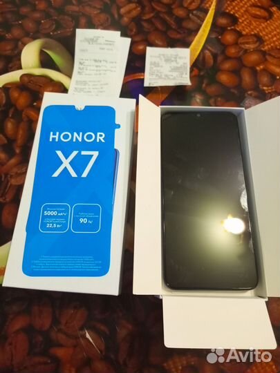HONOR 7X, 4/128 ГБ