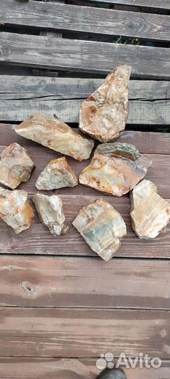 Камень переливт сырье камнерезное