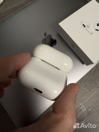 AirPods 3 MagSafe