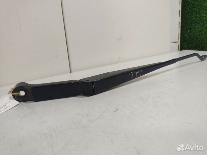 Поводок стеклоочистителя передний правый Chevrolet