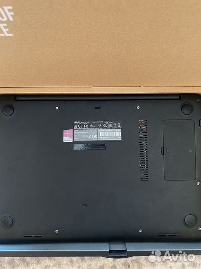 Asus X556UQ-DM1257T