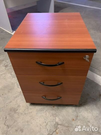 Тумба офисная выкатная