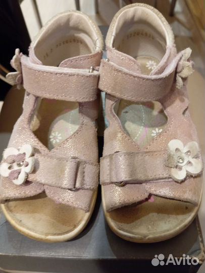 Босоножки для девочки