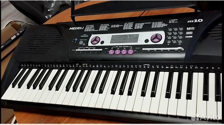 Синтезатор Medeli M-10