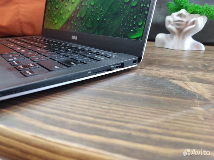 Ультрабук Dell XPS 13 9350