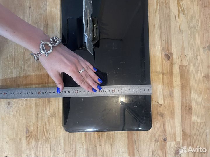 Подставка/ кронштейн для телевизора