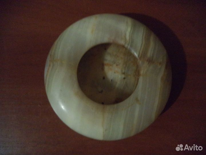 Пепельница из оникса