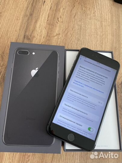 iPhone 8 Plus, 64 ГБ