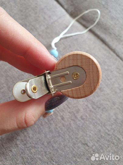 Держатель для соски пустышки деревянный новый