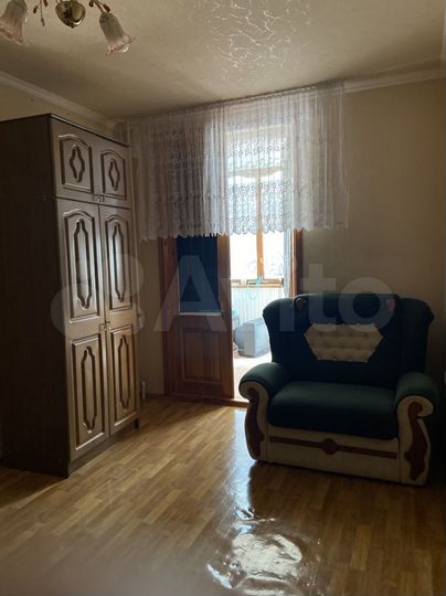 2-к. квартира, 56 м², 3/9 эт.