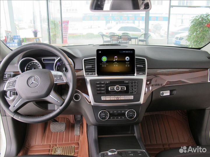 Штатный монитор на Android для Mercedes ML/GL/G