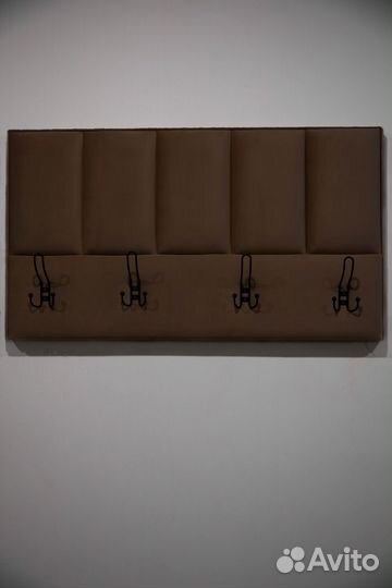 Вешалка в прихожую