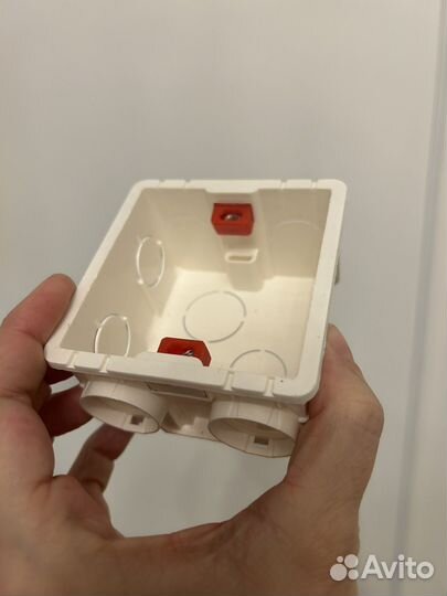 Квадратные подрозетники 22 шт