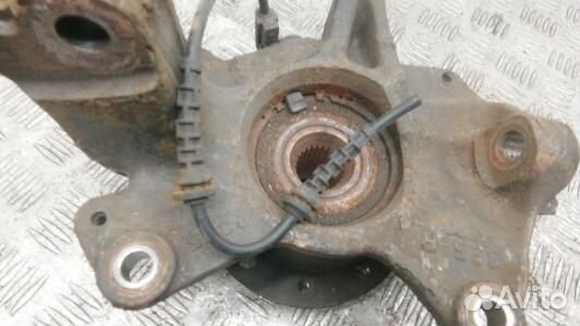 Ступица передняя правая renault fluence 1 (ODN32N9