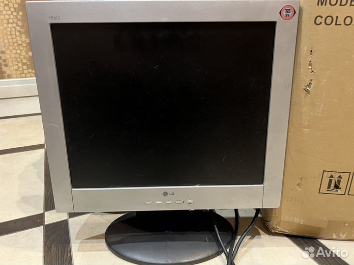 Монитор LG 786 LS