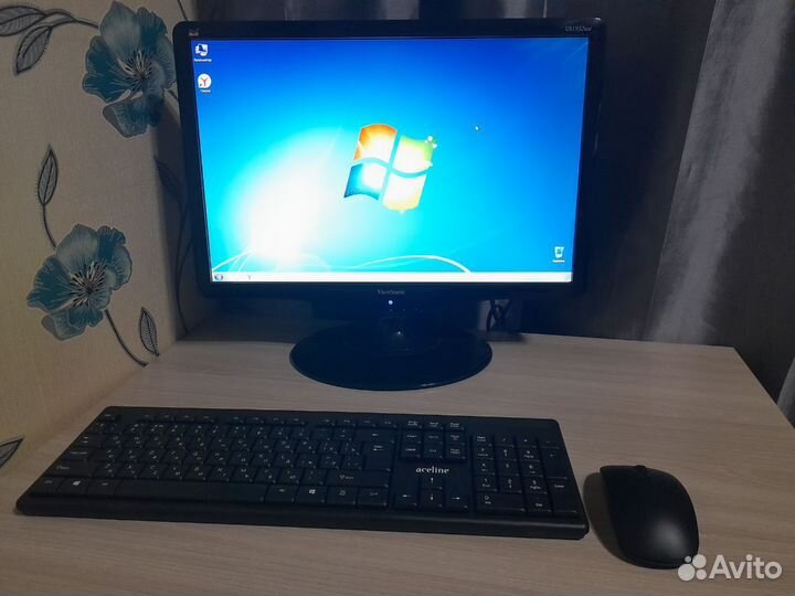 Компактный компьютер для работы и учебы