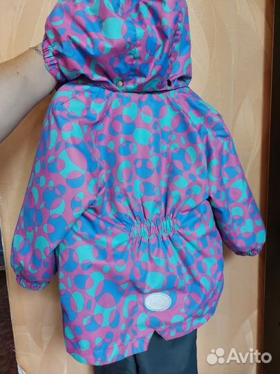 Осенняя куртка и штаны на бретелях для девочки