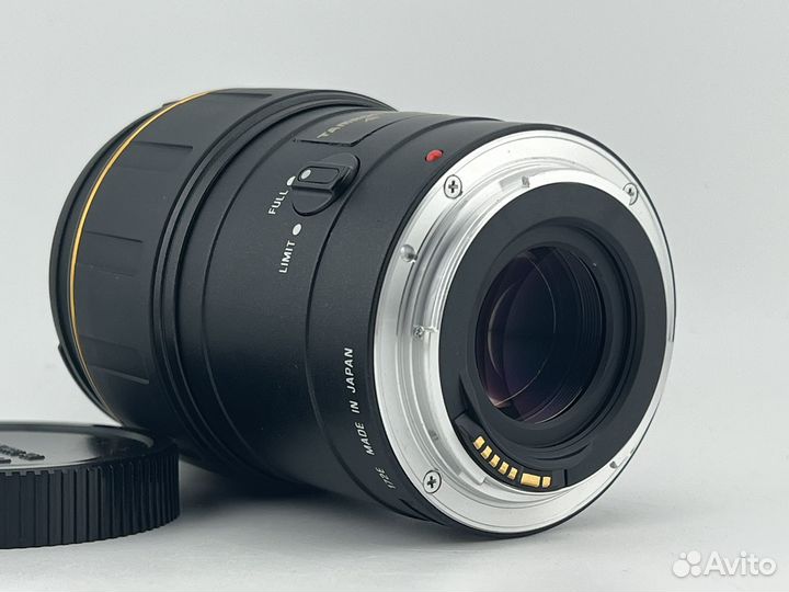 Tamron 90mm macro f/2.8 (id 016948)