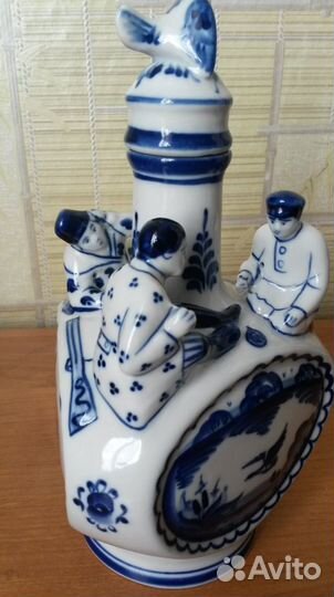 Штоф гжель охотники на привале авторский 23,5 см