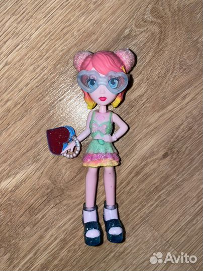 Кукла Capsule Chix