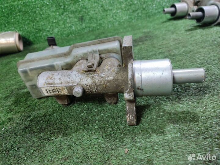 Главный тормозной цилиндр LADA Kalina