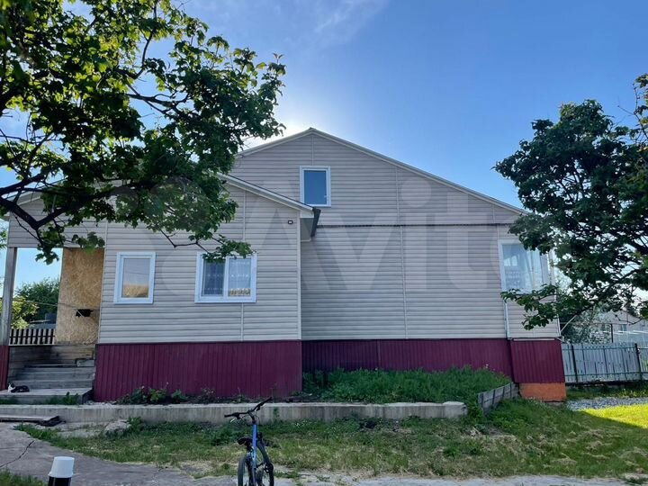 Дом 100 м² на участке 8 сот.