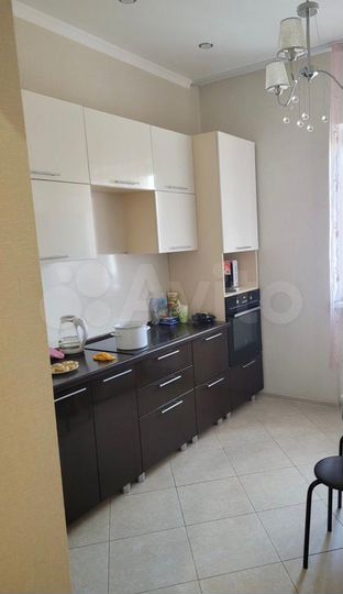 1-к. квартира, 42 м², 8/18 эт.