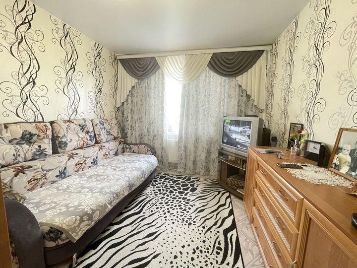 2-к. квартира, 49,3 м², 2/5 эт.