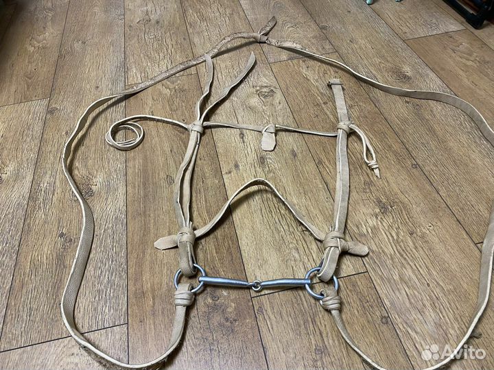 Уздечка для лошади