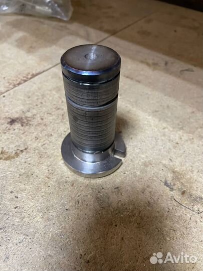 Ось колодки тормоза чмзап