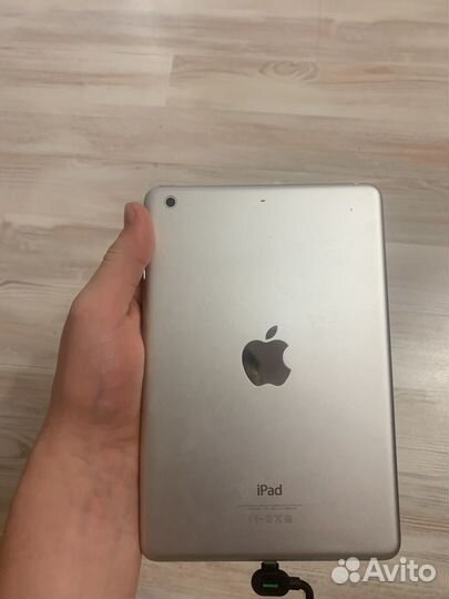 iPad A1489