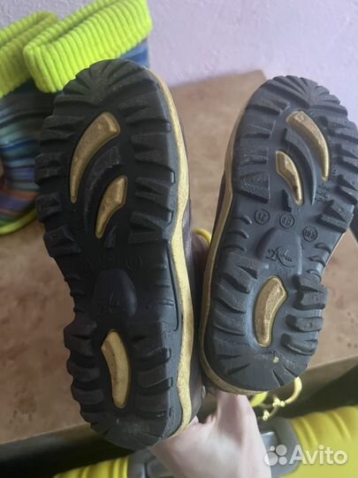 Резиновые сапоги пакетом р.27,30