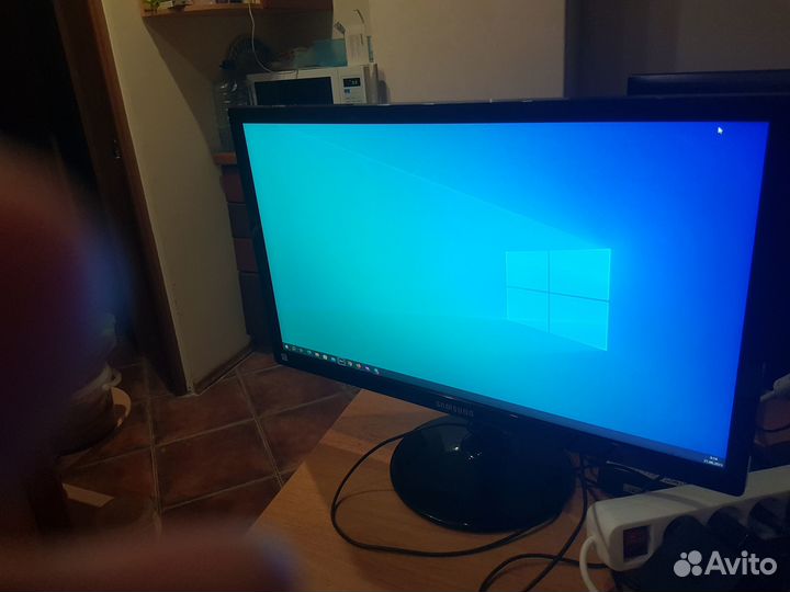 Монитор Samsung s23c350