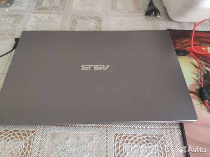 Ноутбук asus