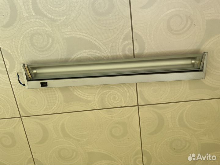 Лампа навесная