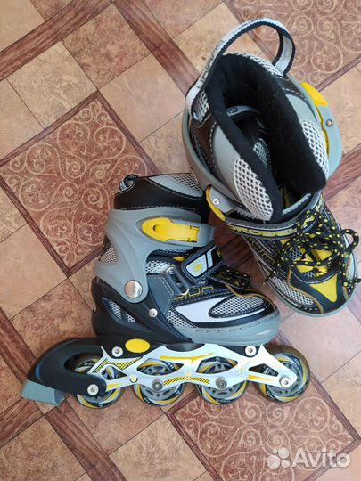 Коньки роликовые