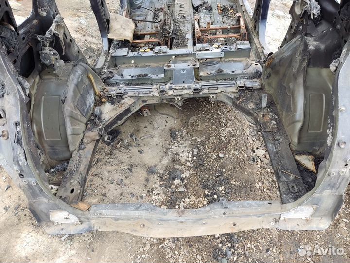 Панель задняя Renault Scenic 2003 2009