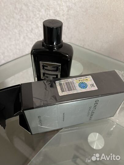 Givenchy gentelman society