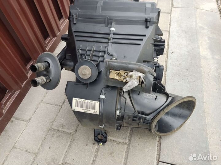 Корпус печки в сборе под климат Пежо 206