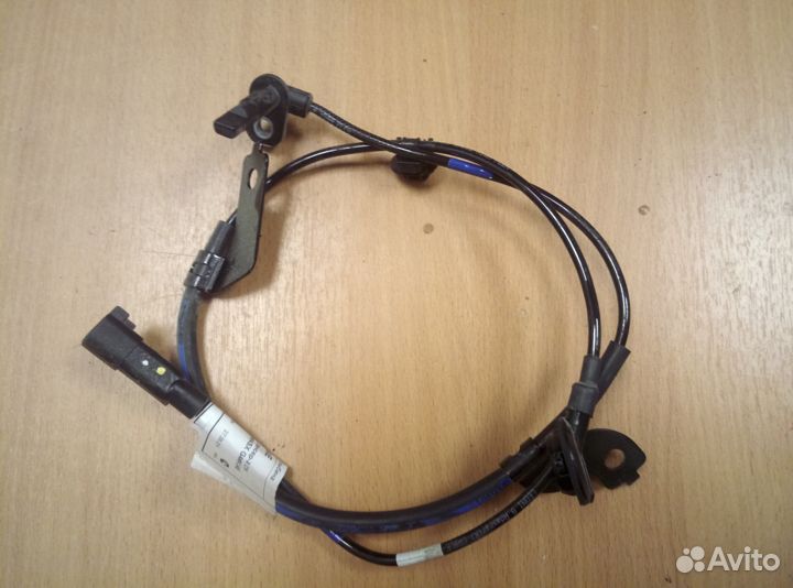 Датчик абс передний Mitsubishi Lancer 10, ASX, XL