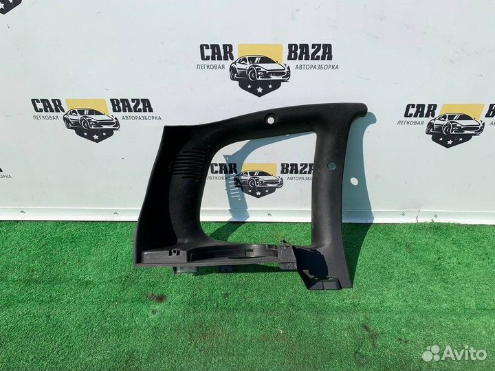 Обшивка стойки задняя левая L Chevrolet Niva