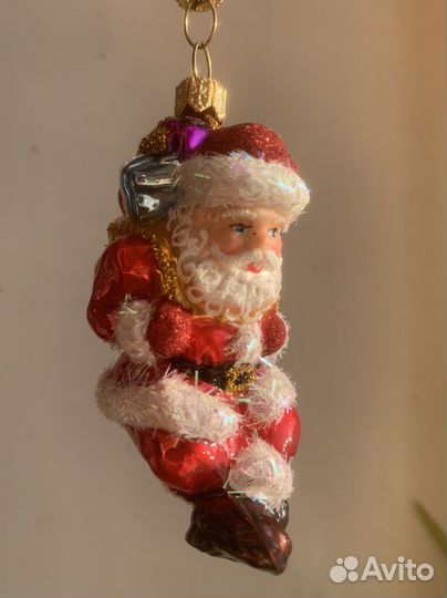 Подарочная игрушка на елку, Дед Мороз с парашютом