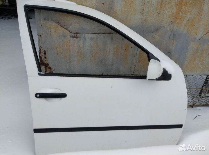 Дверь передняя правая фольксваген гольф-4